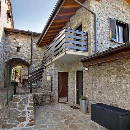 Vakantiehuis Borgo Vico Verceia